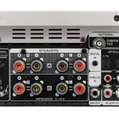Marantz M-CR612 muusikakeskus tagantvaates