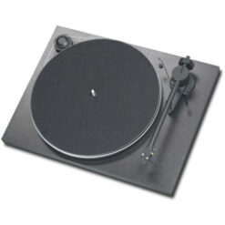 Pro-Ject Essential vinüülplaadimängija