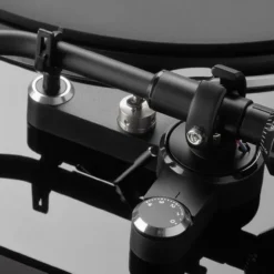 Denon DP-400 poolautomaatne vinüülplaadimängija - Pilt 19
