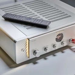 Marantz Model 40n hõbe, puldiga