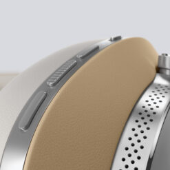 Bowers&Wilkins PX8, juhtnuppud
