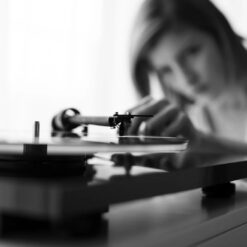 Pro-Ject T1 BT Bluetooth saatjaga vinüülplaadimängija - Pilt 8