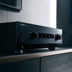 Yamaha R-N1000A võrguressiiver