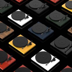 Pro-Ject Debut Carbon Evo vinüülplaadimängija erinevad viimistlused