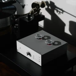 Pro-Ject Tube Box DS3 B vinüülplaadimängija eelvõimendi