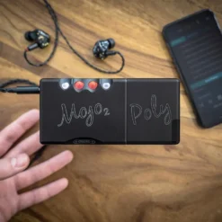 Chord Mojo 2 USB-DAC ja Poly striimer