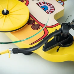 Pro-Ject The Beatles Yellow Submarine vinüülplaadimängija