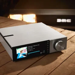 Cambridge Audio EVO 150 Delorean Edition