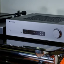 Cambridge Audio CXA81MKII integreeritud helivõimendi