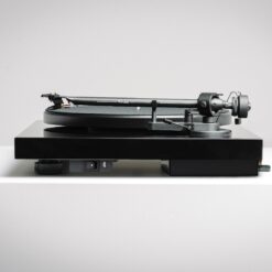 Pro-Ject Debut E BT Bluetoothiga vinüülplaadimängija