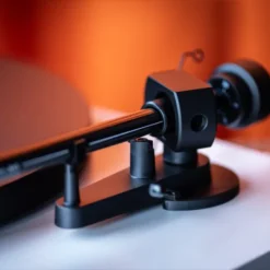Pro-Ject Debut EVO 2 vinüülplaadimängija