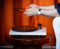 Pro-Ject Debut EVO 2 vinüülplaadimängija