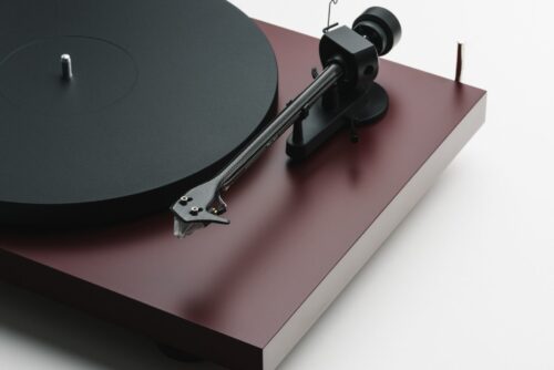 Pro-Ject Debut EVO 2 vinüülplaadimängija