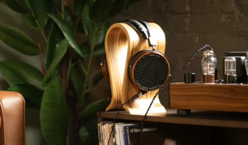 Audeze LCD-2 avatud planar-magnetic tüüpi kõrvaklapid