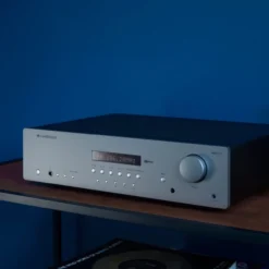 Cambridge Audio AXR100 AM/FM stereoressiiver