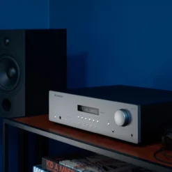 Cambridge Audio AXR100 AM/FM stereoressiiver