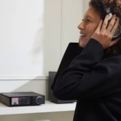 Cambridge Audio Evo 150 striimiv helivõimendi