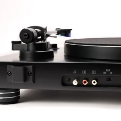 Argon Audio TT-4 Mk2 eelvõimendiga manuaalne vinüülplaadimängija