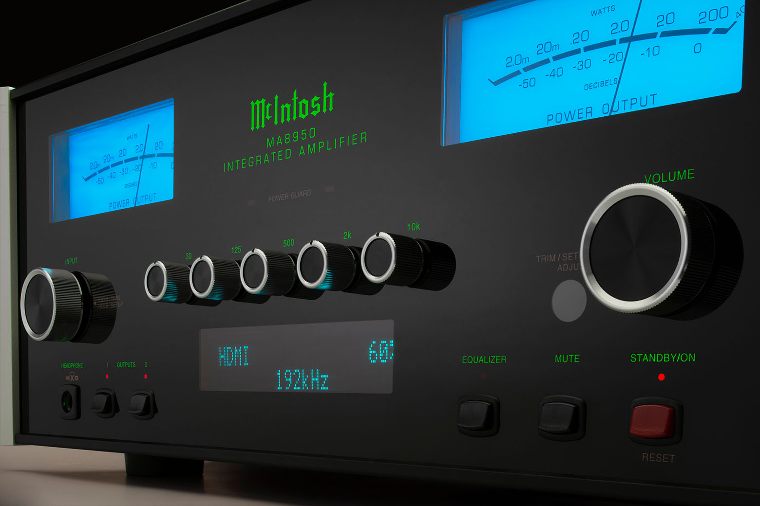 McIntosh MA8950 tippklassi integreeritud helivõimendi