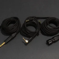 Hifiman HE1000 Unveiled eemaldatavate klapikatetega planar-magnetic tüüpi kõrvaklapid