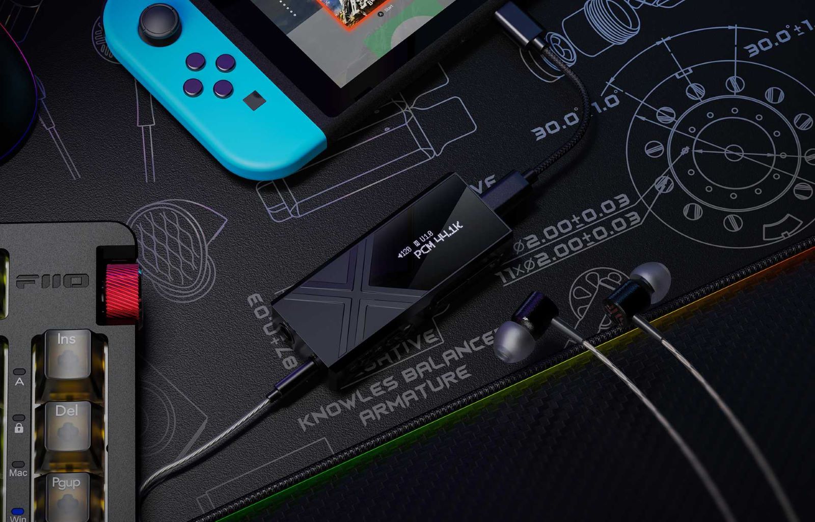 FiiO KA17 kaasaskantav USB DAC ja kõrvaklapivõimendi