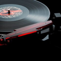 Pro-Ject AC/DC eksklusiivne ja limiteeritud koguses valmistatud vinüülplaadimängija