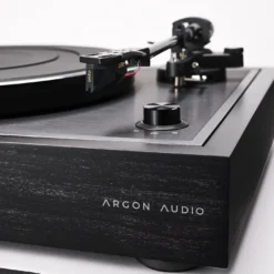 Argon Audio TT Signature manuaalne eelvõimendita vinüülplaadimängija