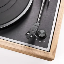Argon Audio TT Signature manuaalne eelvõimendita vinüülplaadimängija