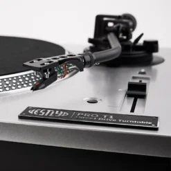 Vestlyd PRO T1 vinüülplaadimängija DJ-le