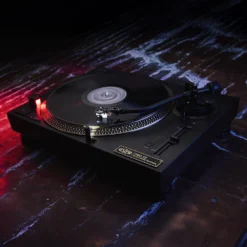 Vestlyd PRO T2 vinüülplaadimängija DJ-le