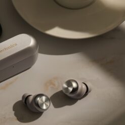 Technics AZ100 juhtmevabad mürasummutavad kõrvasisesed kõrvaklapid