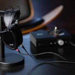 Dan Clark Audio Noire X suletud tüüpi üle kõrva asetsevad planar-magnetic kõrvaklapid