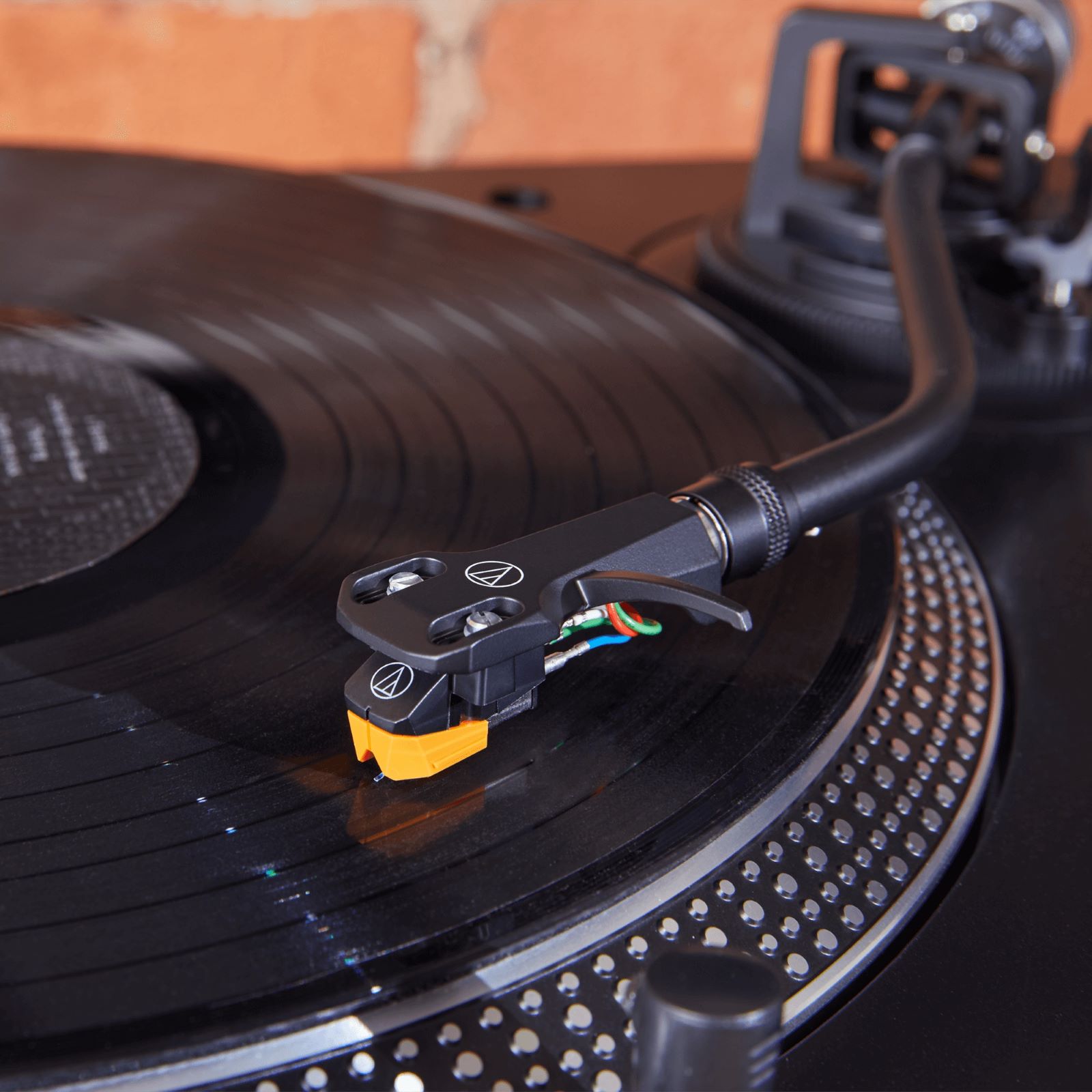 Audio-Technica AT-VM95EN nude elliptical helinõelaga helipea