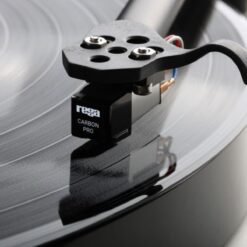 Rega Carbon Pro elliptilise tipuga helinõel