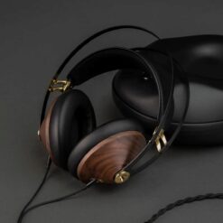 Meze Audio 99 Classics V2 suletud tüüpi kõrvaklapid