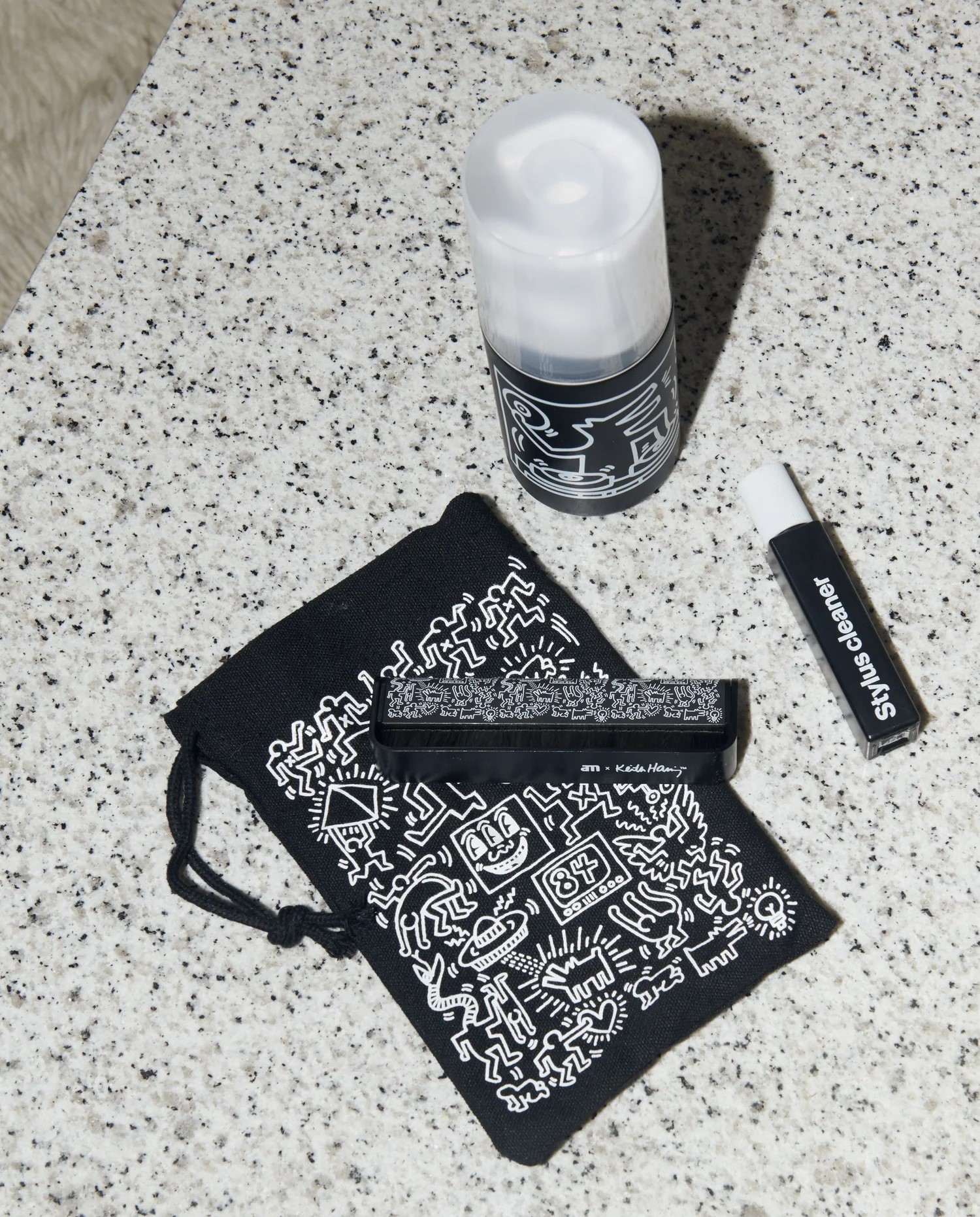 AM Keith Haring Cleaning Kit vinüülide puhastuskomplekt