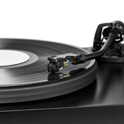 Audio-Technica AT-LP7X manuaalne rihmveoga vinüülplaadimängija