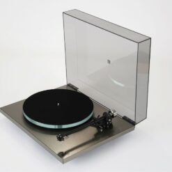 Rega Planar 6 RS Edition manuaalne vinüülplaadimängija