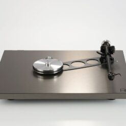 Rega Planar 6 RS Edition manuaalne vinüülplaadimängija