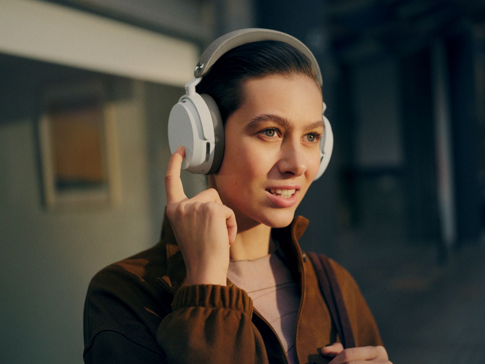 Sennheiser MOMENTUM 5 juhtmevabad mürasummutavad kõrvaklapid