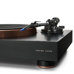 Argon Audio Aurora manuaalne eelvõimendiga vinüülplaadimängija