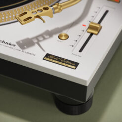 Technics SL-1200M7G otseajamiga vinüülplaadimängija