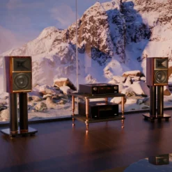 JBL Summit Ama auhinnatud riiulikõlarid