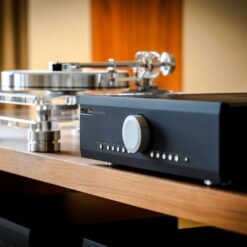 Musical Fidelity M6xi auhinnatud integreeritud helivõimendi