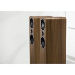 Q Acoustics 3040c põrandakõlarid