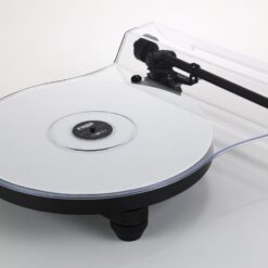 Rega Replay manuaalne vinüülplaadimängija